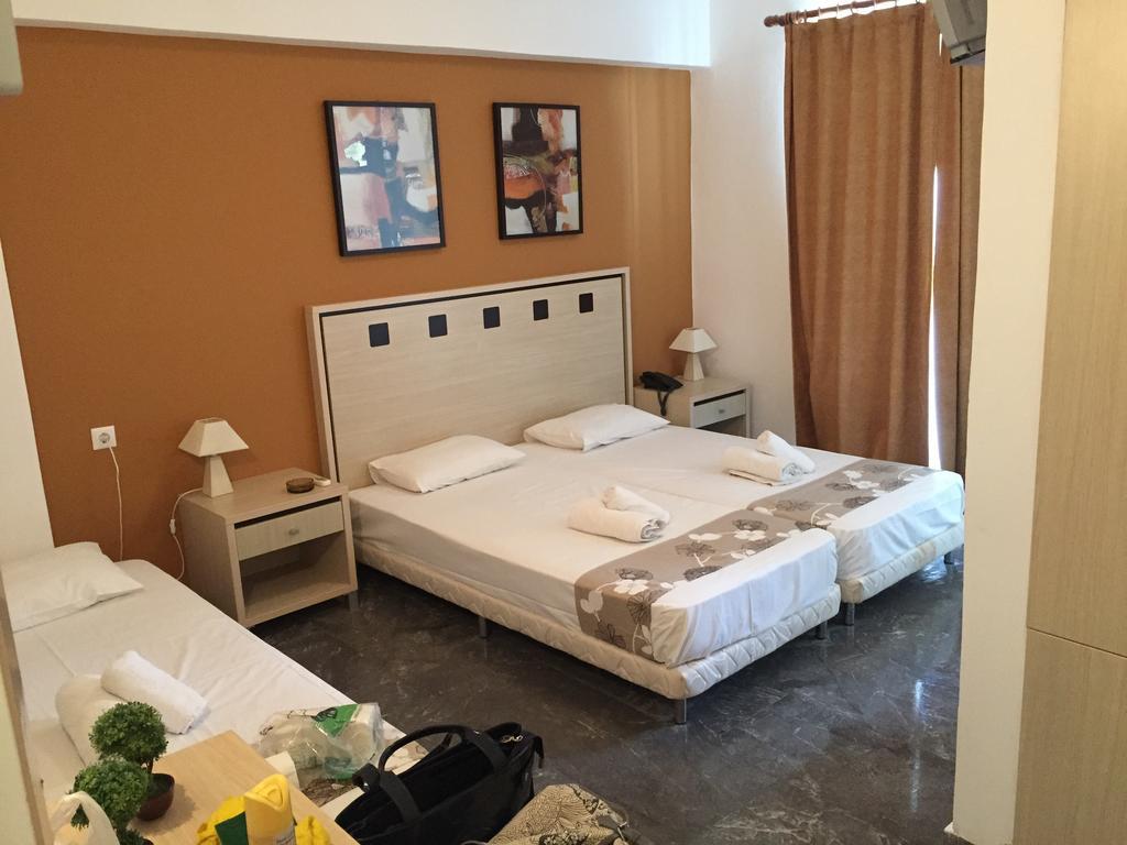 Nancy Hotel Herszonisszosz Szoba fotó