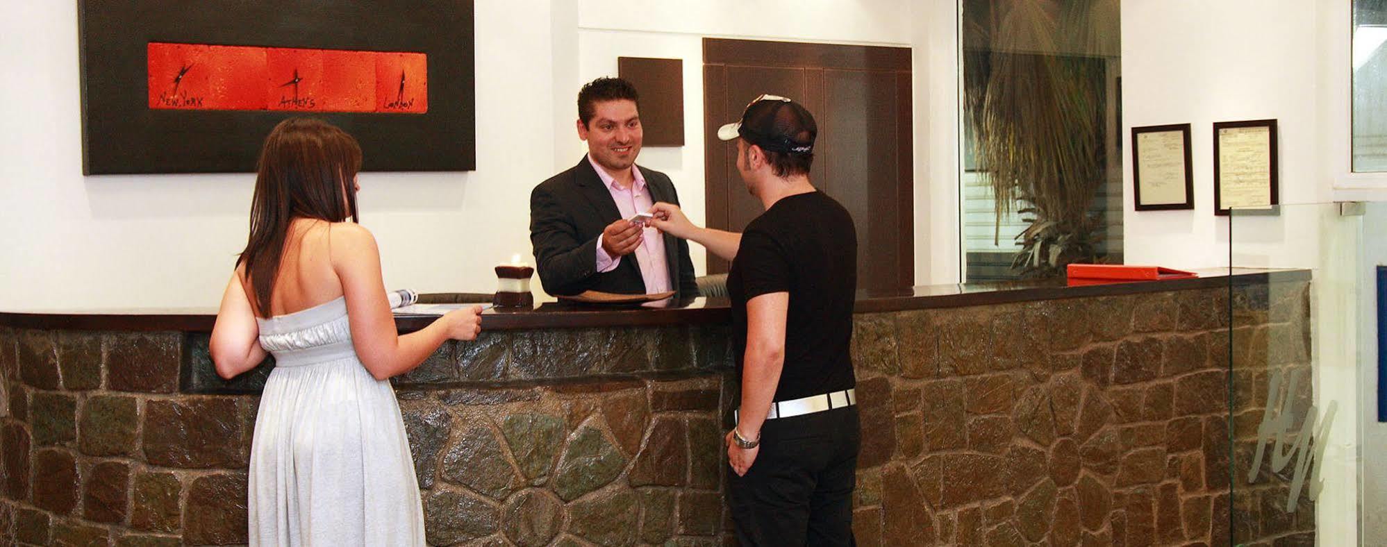 Nancy Hotel Herszonisszosz Kültér fotó